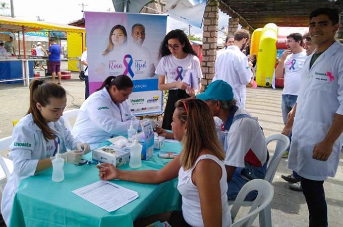 Mutirão da Saúde mobiliza alunos em atendimento à comunidade