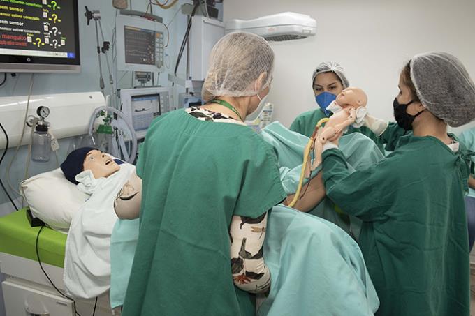 Cursos da saúde têm uma das melhores estruturas do país