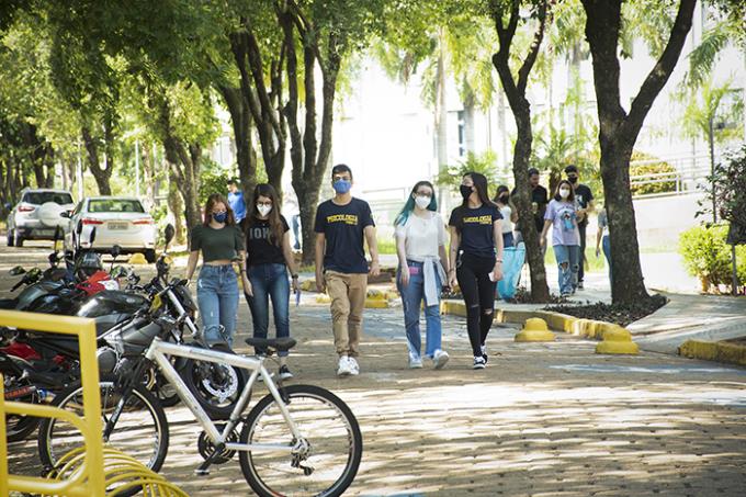 Retorno das aulas agitam o campus 2 da universidade