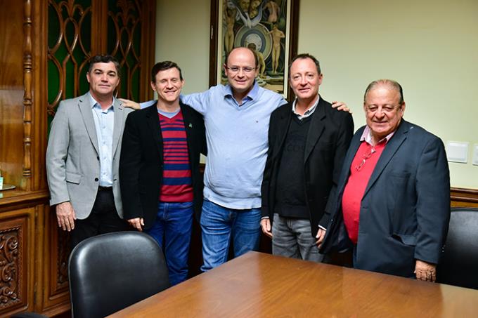 Rossieli Soares foi recepcionado na sala de reunião da reitoria, no campus 1