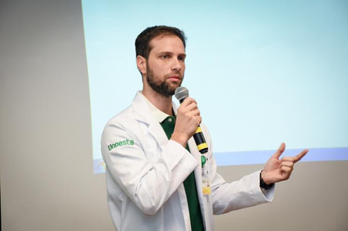 Dr. Gabriel Carapeba: idealizador do Programa Anjos da Unoeste