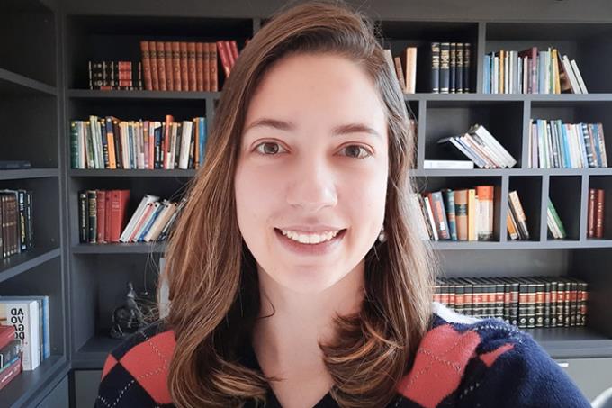 “Conhecimento na disciplina Psicologia da Saúde foi essencial para minha dissertação de mestrado”, afirma a advogada Beatriz 