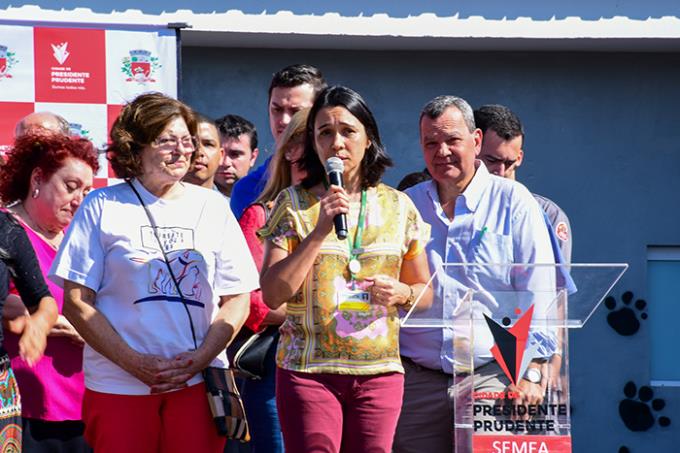 Dra. Glaucia Prada Kanashiro representante da Unoeste