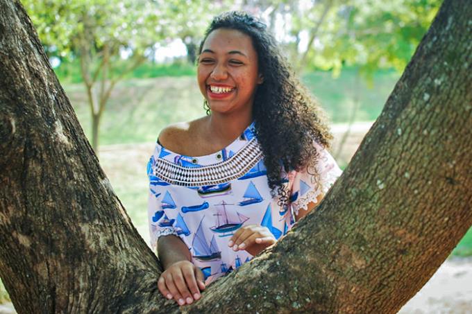 Giovana de Paula, aluna de Letras EAD da Unoeste: “para investir no meu sonho da faculdade, decidi entrar de cabeça nesse curso”
