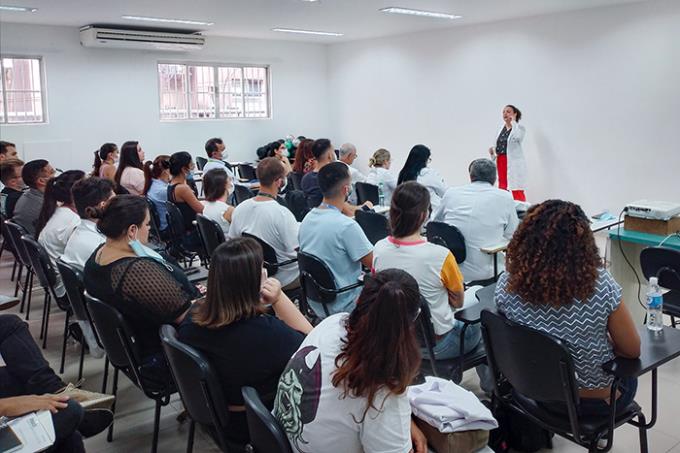 Alunos da Medicina Unoeste foram recepcionados no Hospital Santo Amaro 