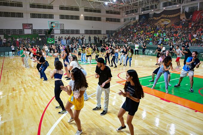 Retorno da Gincana dos Calouros agita campus 1 da Unoeste