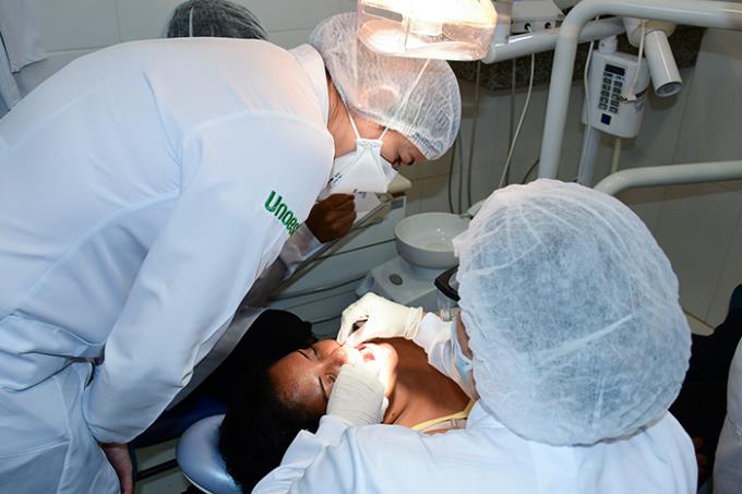 Programa Unoeste Transforma zera fila de urologia em Nantes