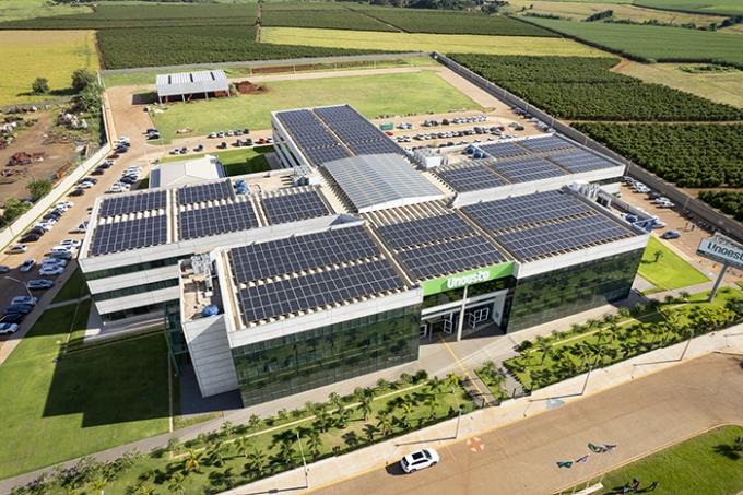 Unoeste inicia operação da usina solar fotovoltaica em Jaú