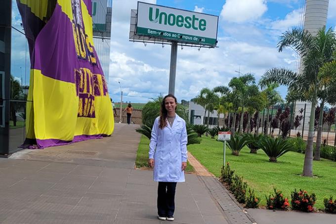 A estudante Talita Zago nunca deixou de lado o sonho de ser médica; ela conseguiu entrar na Unoeste Jaú com bolsa 100% no começo deste ano