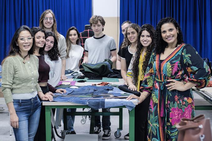 Heloisa Felix, estudante de Design da Unoeste: “O curso é muito bom, te ensina como produzir qualquer peça”