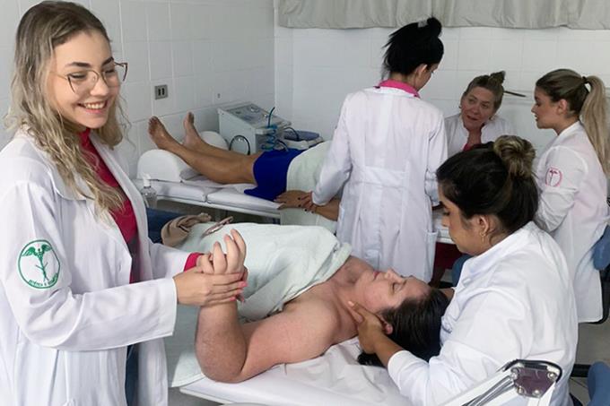 Estética da Unoeste acolhe mulheres em tratamento oncológico