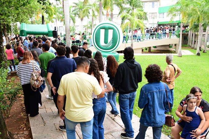 Com bolsas de até 80% jovens escolhem vantagens da Unoeste 