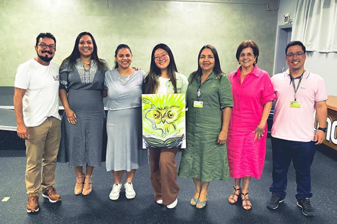 Abertura contou com professores da Faclepp e com a presença da coordenadora pedagógica da Unoeste, professora Aparecida Darcy Alessi Delfim  (de rosa)