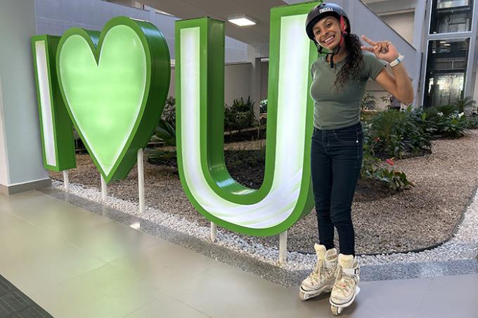 Laura, promessa dos patins, é a nova parceira da Unoeste