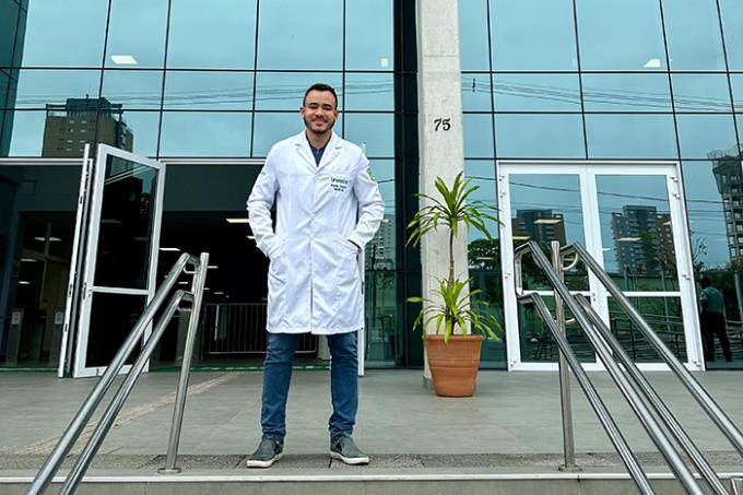 Entre aulas e corridas à beira-mar, Ronan destaca a estrutura da Unoeste como diferencial em sua formação