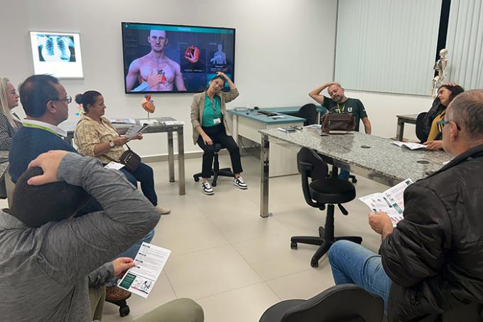 Saúde do educador é tema em encontro na Unoeste Guarujá