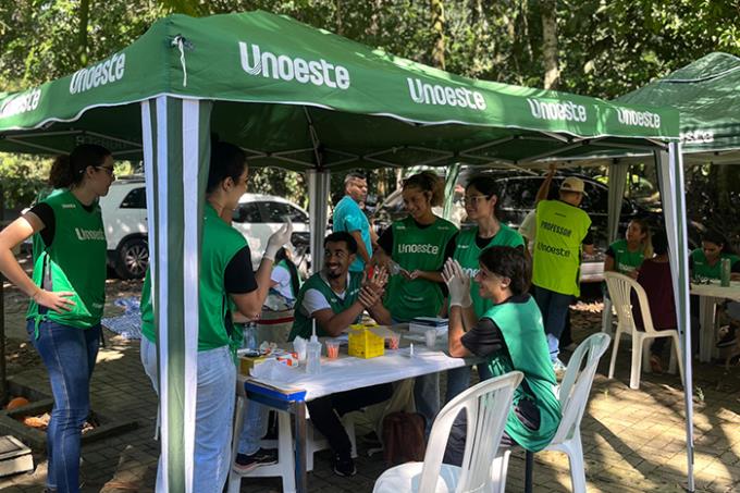 Estudantes da Unoeste realizam atendimento clínico à população indígena da aldeia Paranapuã