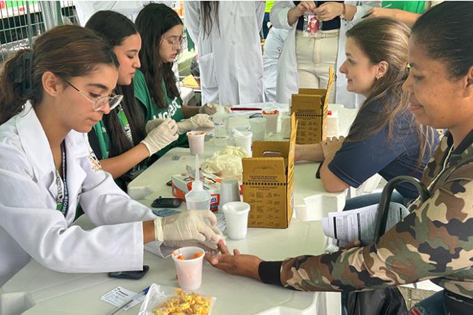 Mutirão de saúde oferece atendimentos gratuitos no Guarujá