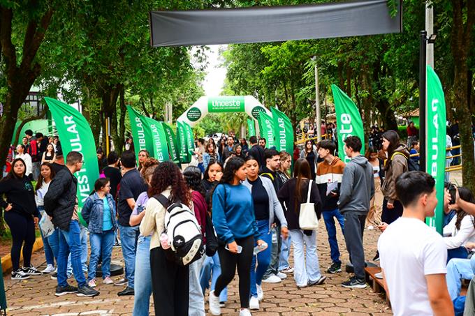  Concurso de Bolsas reúne candidatos de toda região