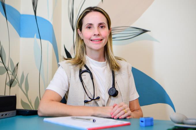 Dra. Bruna Carapeba atua como cardiologista pediátrica e fetal