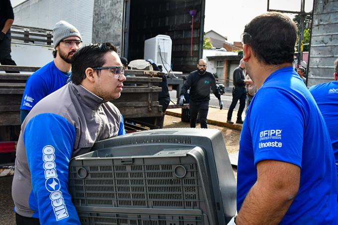 Mutirão e ecoponto arrecadam 47 toneladas de lixo eletrônico