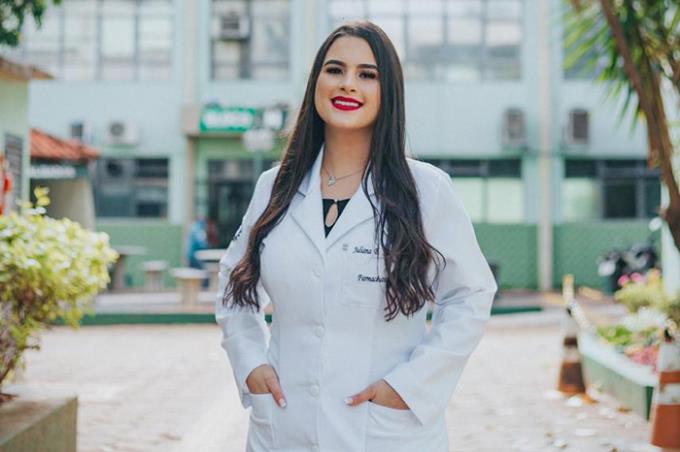 Juliana Bortolan Marcato concluiu os estudos em 2022 e trabalha em dois hospitais de Presidente Prudente