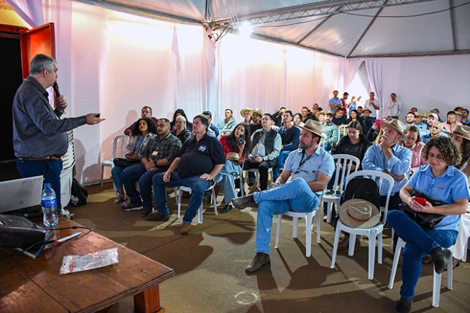 Batatec: professores destacam potencial e desafios no campo