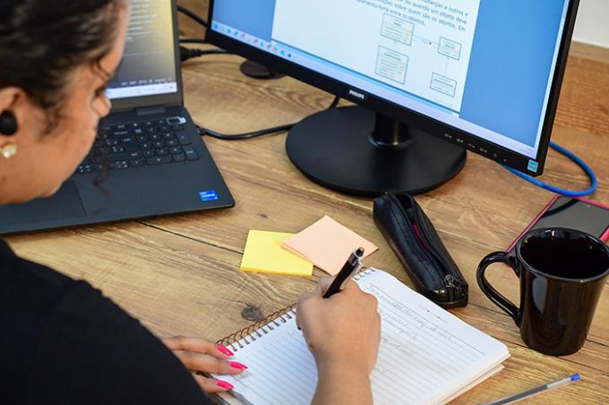EAD facilita rotina de estudantes de várias áreas