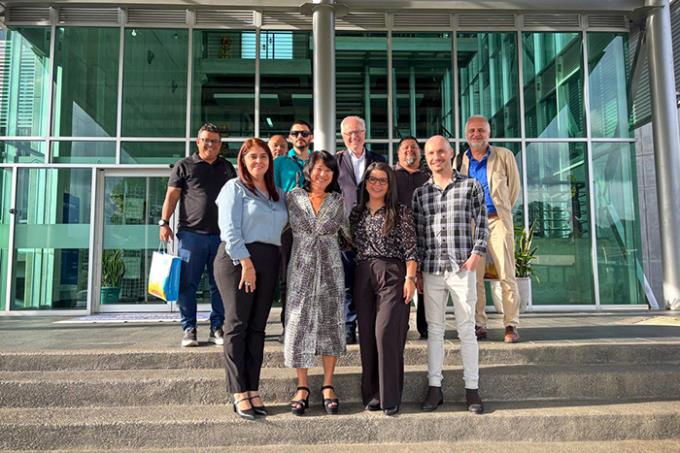 Pesquisadores brasileiros, Dra. Elisa, Dr. Klaus e mestre Roberto, recepcionados por costarriquenhos 