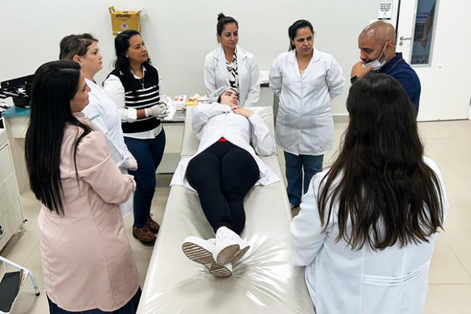 Unoeste promove aula inaugural em Estética Avançada