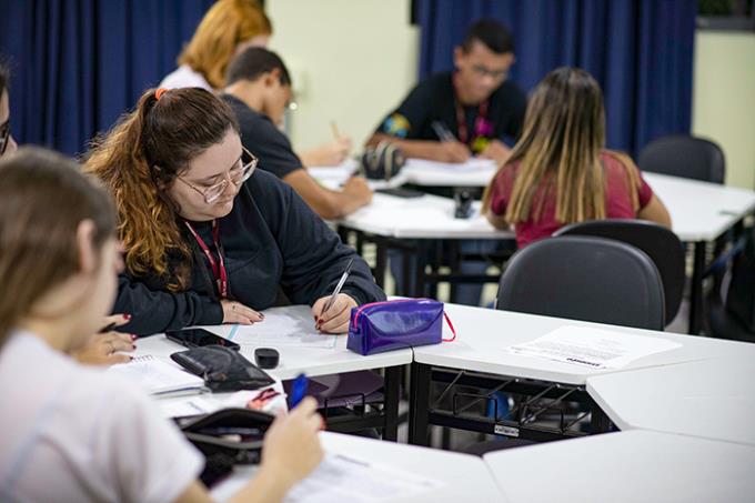 Mulheres são 61% dos alunos e 51% dos docentes na Unoeste