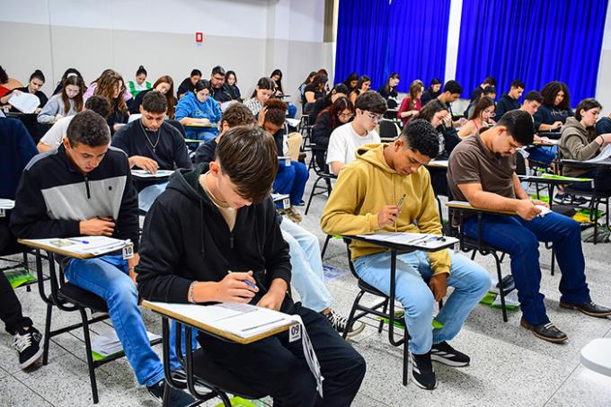 Vestibular Top Cursos 2026 abre inscrições na Unoeste