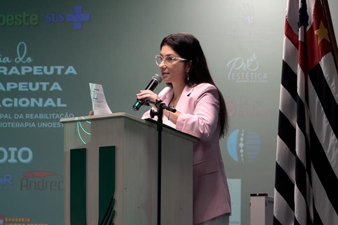Coordenadora do curso de Fisioterapia da Unoeste destacou a evolução do curso e o impacto da formação profissional