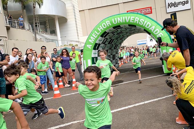 Esporte e energia infantil agitaram a Maratoninha Kids