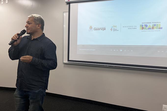 O secretário de Cultura, Marcelo Wallez, destacou a importância de ampliar o acesso à arte no município