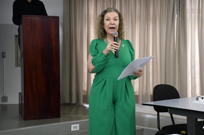 A professora doutora Regina Gioconda de Andrade fala sobre convivência intergeracional e gestão de pessoas no mercado de trabalho