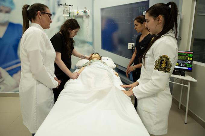Internato em Medicina amplia vivência profissional 