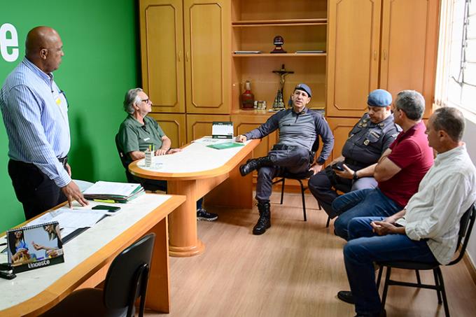 Reunião no campus 1 da Unoeste 