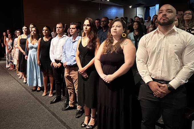 Guarujá forma 4ª turma de residência em Medicina de Família