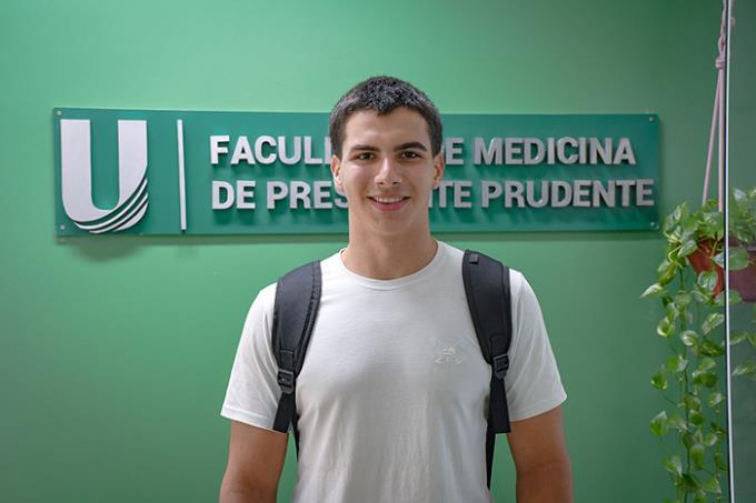 João Pedro Polegatto Ayres: “A universidade fornece todo o apoio que um aluno precisa”