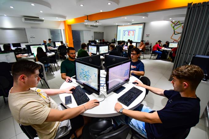 Faculdade oferece os cursos de Sistemas de Informação, Análise e Desenvolvimento de Sistemas e Ciência da Computação