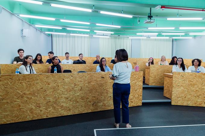 Estudantes de Marketing levam consultoria digital a empresas