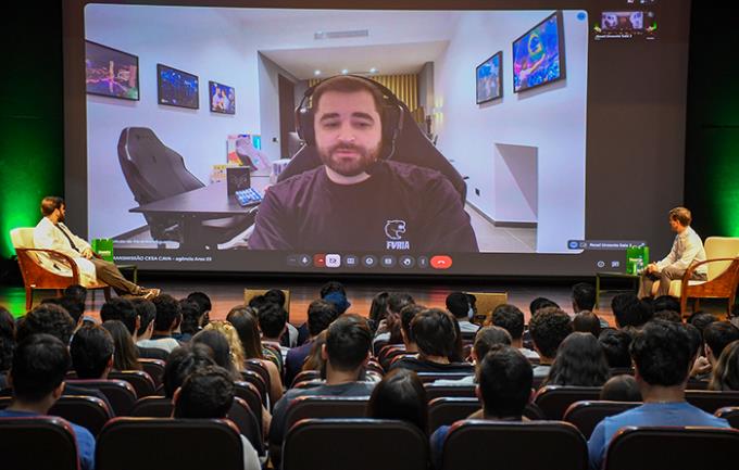 FalleN ministra aula para alunos de Medicina da Unoeste 