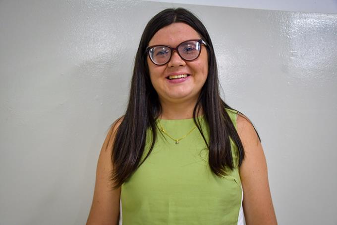 Camila Benites Fabel: aprovada para receber o título de mestre em Educação
