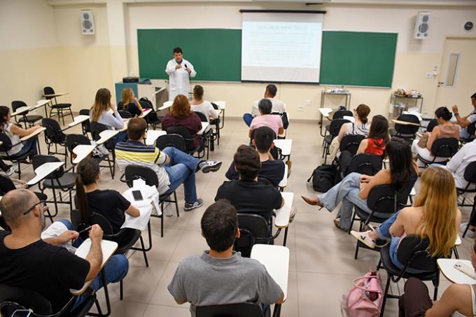 Unoeste oferta capacitação otológica para servidores
