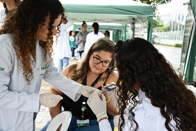 Saúde e Comunidade oferece atendimentos gratuitos em Guarujá