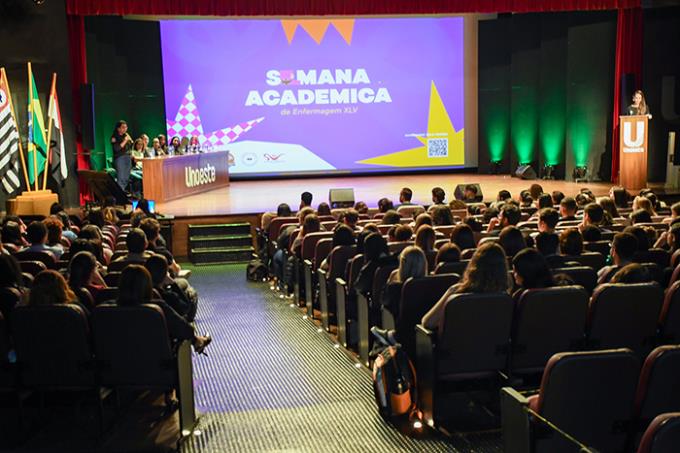 A versatilidade profissional na Enfermagem é foco de evento