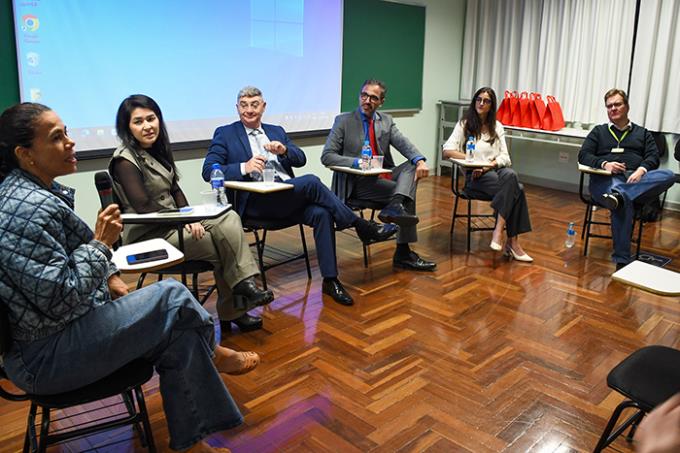 Roda de Conversa reuniu advogados e médicos em debate sobre o tema