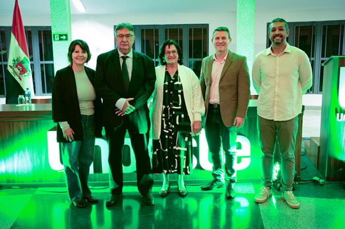 Patrícia Antunes, Walter Mendes, Vânia Nilva, Adilson Gulefi e Dennis Pereira