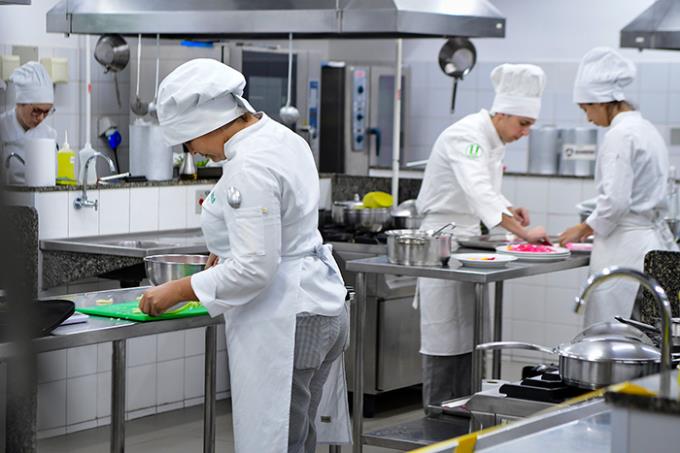 Inscrições abertas para o Vestibular de Gastronomia Unoeste